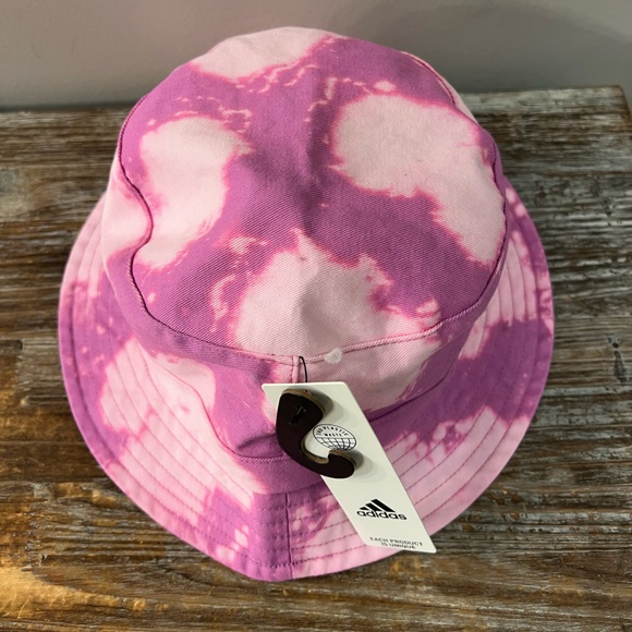 NWT Adidas Bucket Hat - Picture 2 of 4